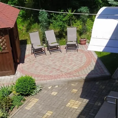 / Mieszkania / Svitlana Bed & Breakfast Truskavec